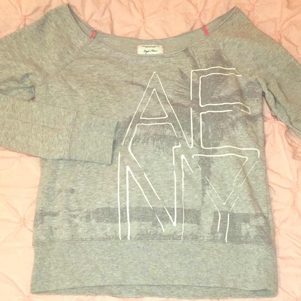 American Eagle Sweater